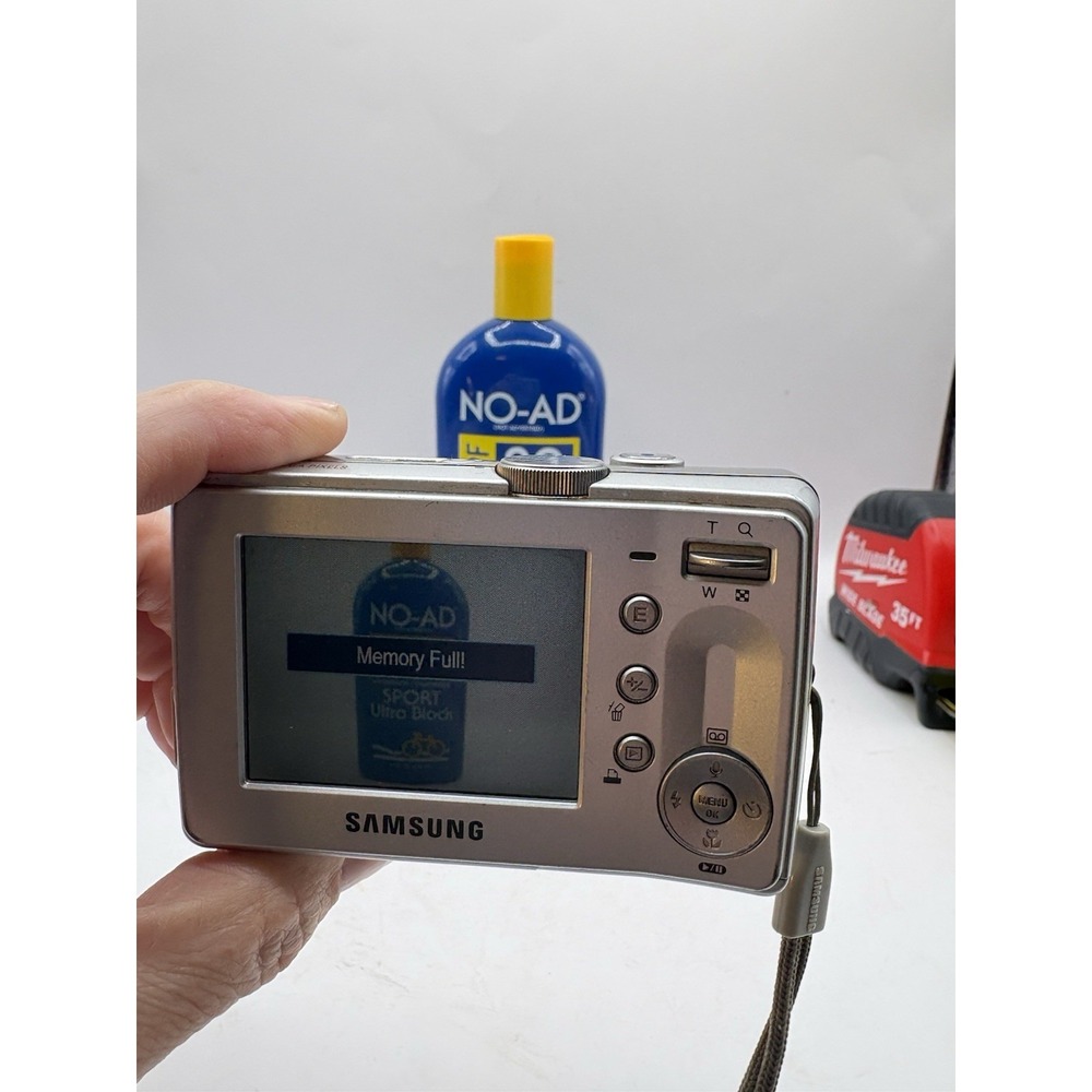 Samsung Silver Digimax S630 6MP Digital Camera with 3x Optical Works - Picture 2 of 12